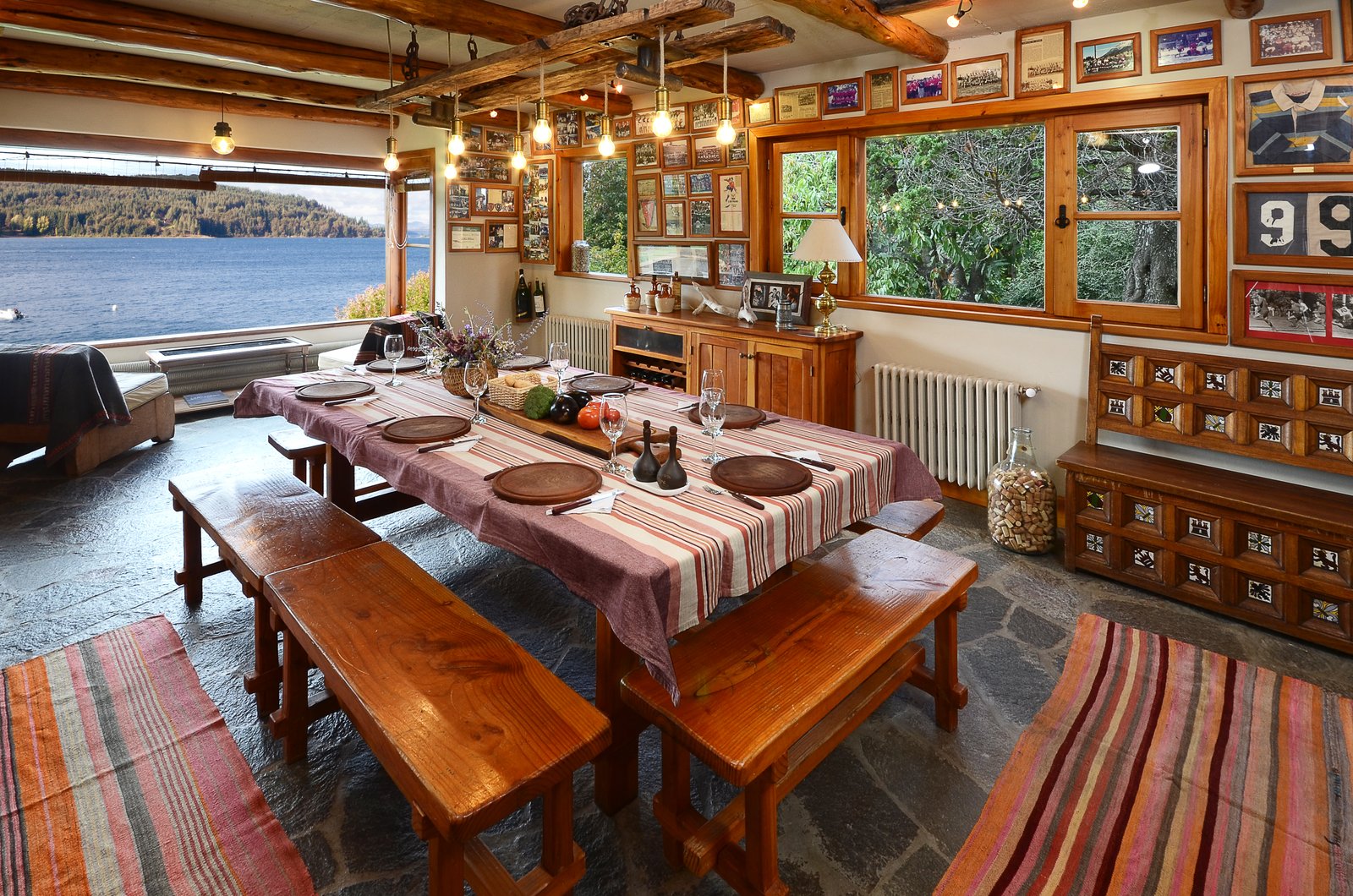 Casa La Protegida, Con Costa de Lago